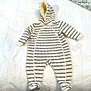 Striped gray and white unisex bunting, 100% cotton